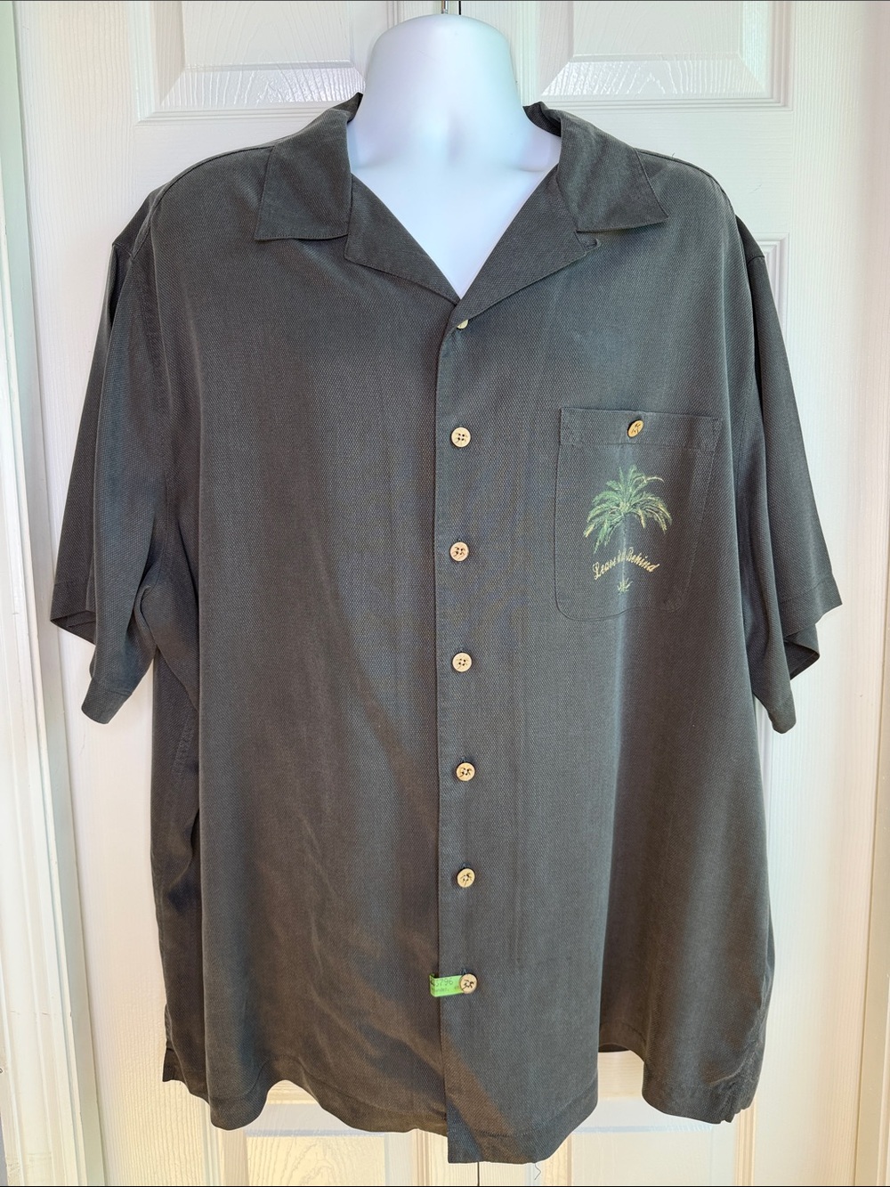 CARIBBEAN Silk Short-Sleeve Button-Up Shirt Camp Collar Charcoal Gray Palm Trees